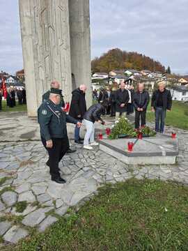 Polaganje vencev, okt 2025