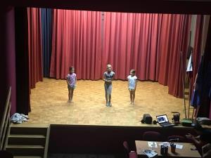 43643982_1982374135152765_6313385604797169664_n