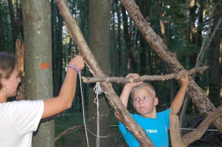 Gozdni tabor na Debencu, foto Zavod GOZDNICE