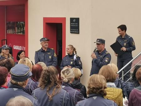 Gasilke na posvetu v PGD Bela Cerkev