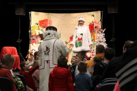 Obisk dedka Mraza na Mirni, foto JSKD OI Trebnje